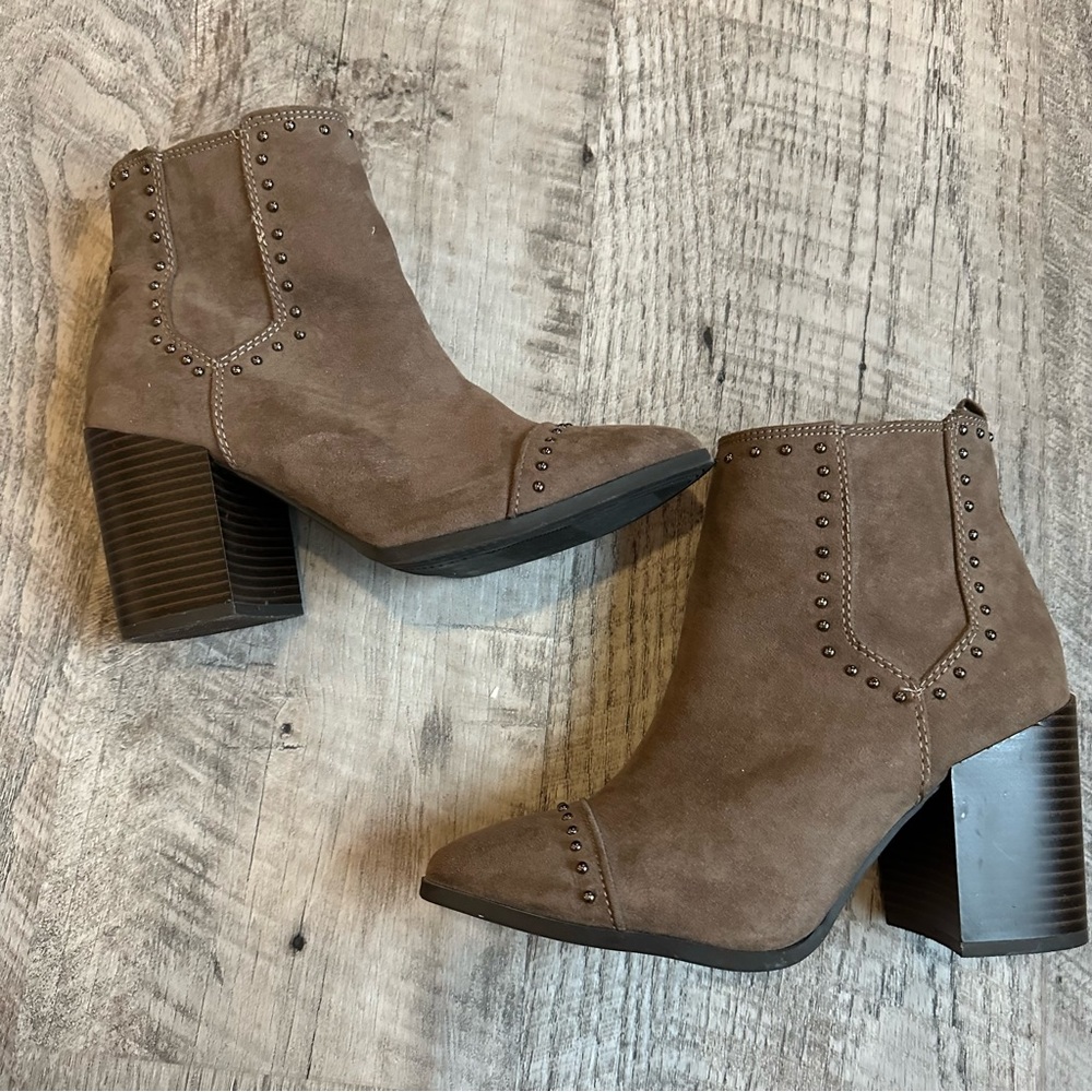 Express ankle boots